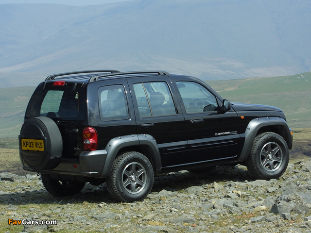 Jeep Cherokee Sport UK-spec (KJ) 2003–05 images (640 x 480)