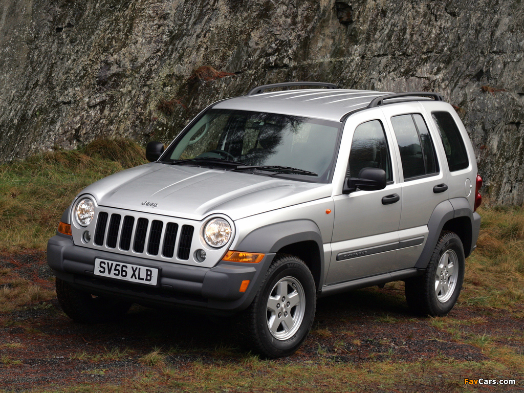 Jeep Cherokee UK-spec (KJ) 2005–07 images (1024 x 768)
