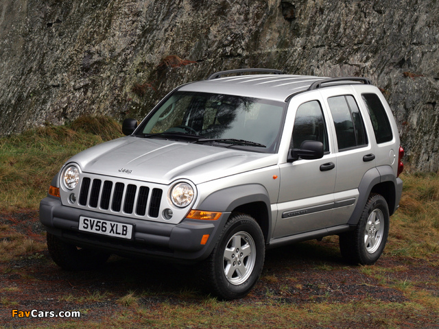 Jeep Cherokee UK-spec (KJ) 2005–07 images (640 x 480)