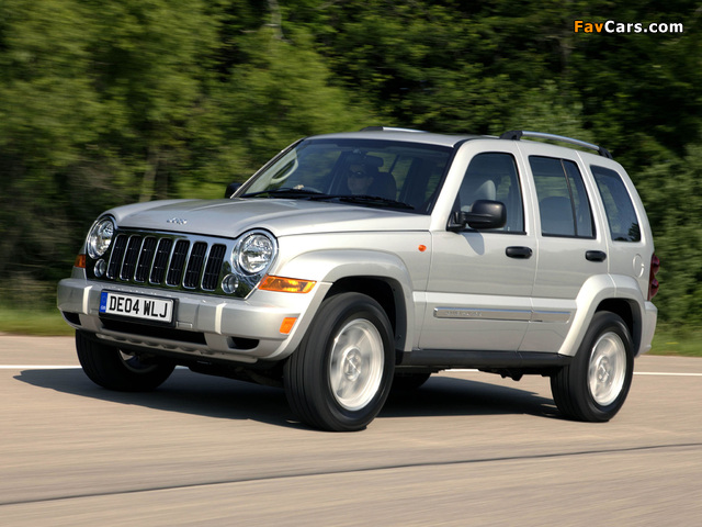 Jeep Cherokee Limited UK-spec (KJ) 2005–07 pictures (640 x 480)