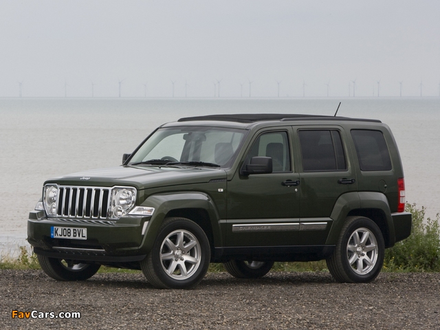 Jeep Cherokee Limited RD UK-spec (KK) 2007 images (640 x 480)