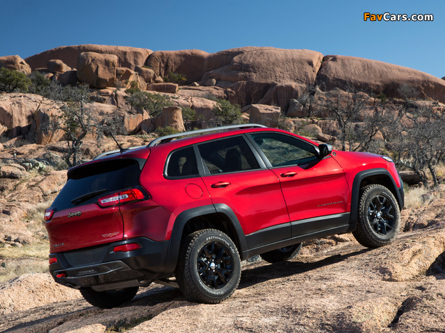 Jeep Cherokee Trailhawk (KL) 2013 pictures (640 x 480)