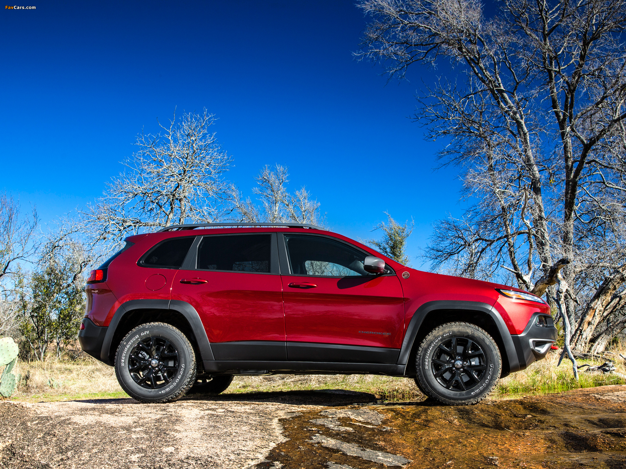 Jeep Cherokee Trailhawk (KL) 2013 wallpapers (2048 x 1536)