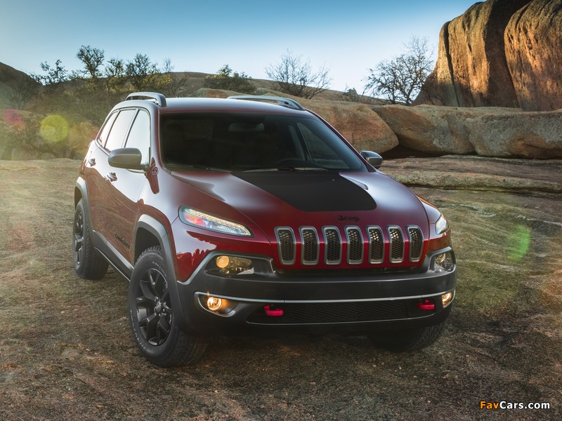 Photos of Jeep Cherokee Trailhawk (KL) 2013 (800 x 600)