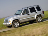 Pictures of Jeep Cherokee (KJ) 2005–07
