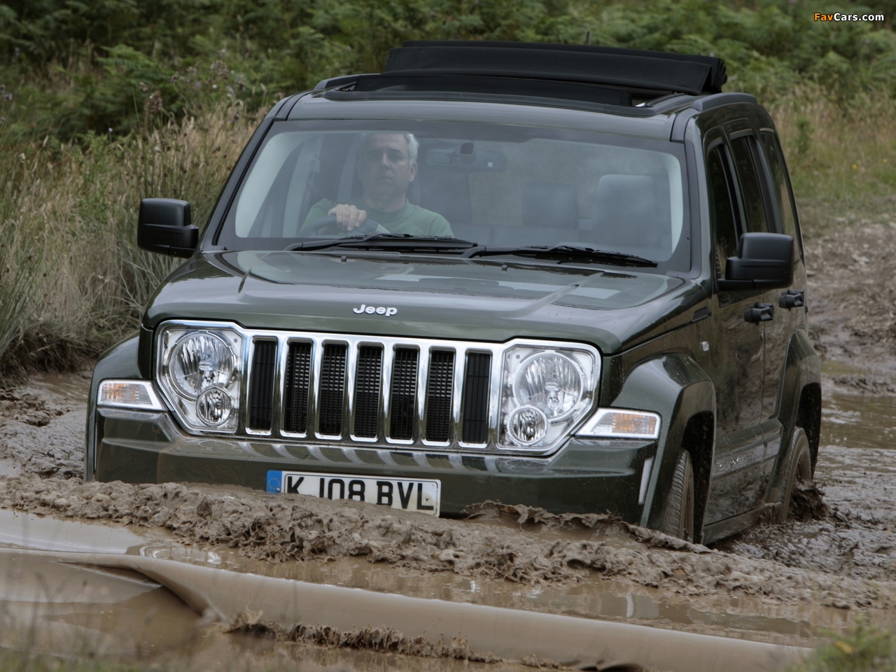 Pictures of Jeep Cherokee Limited RD UK-spec (KK) 2007 (1280 x 960)