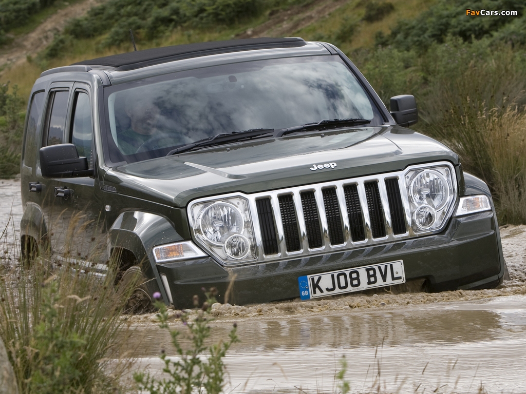 Pictures of Jeep Cherokee Limited RD UK-spec (KK) 2007 (1024 x 768)