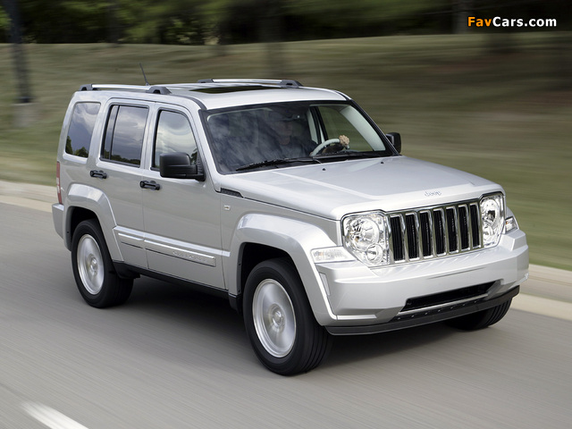 Pictures of Jeep Cherokee Limited RD EU-spec (KK) 2007 (640 x 480)
