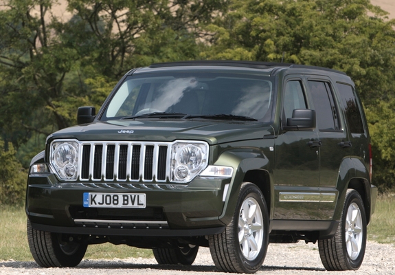 Pictures of Jeep Cherokee Limited RD UK-spec (KK) 2007
