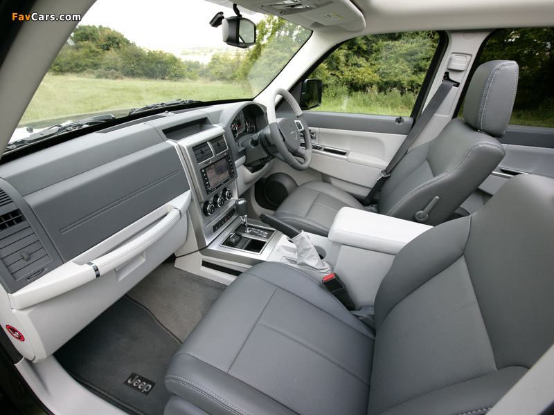 Pictures of Jeep Cherokee Limited RD UK-spec (KK) 2007 (800 x 600)