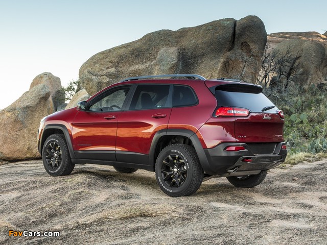 Pictures of Jeep Cherokee Trailhawk (KL) 2013 (640 x 480)