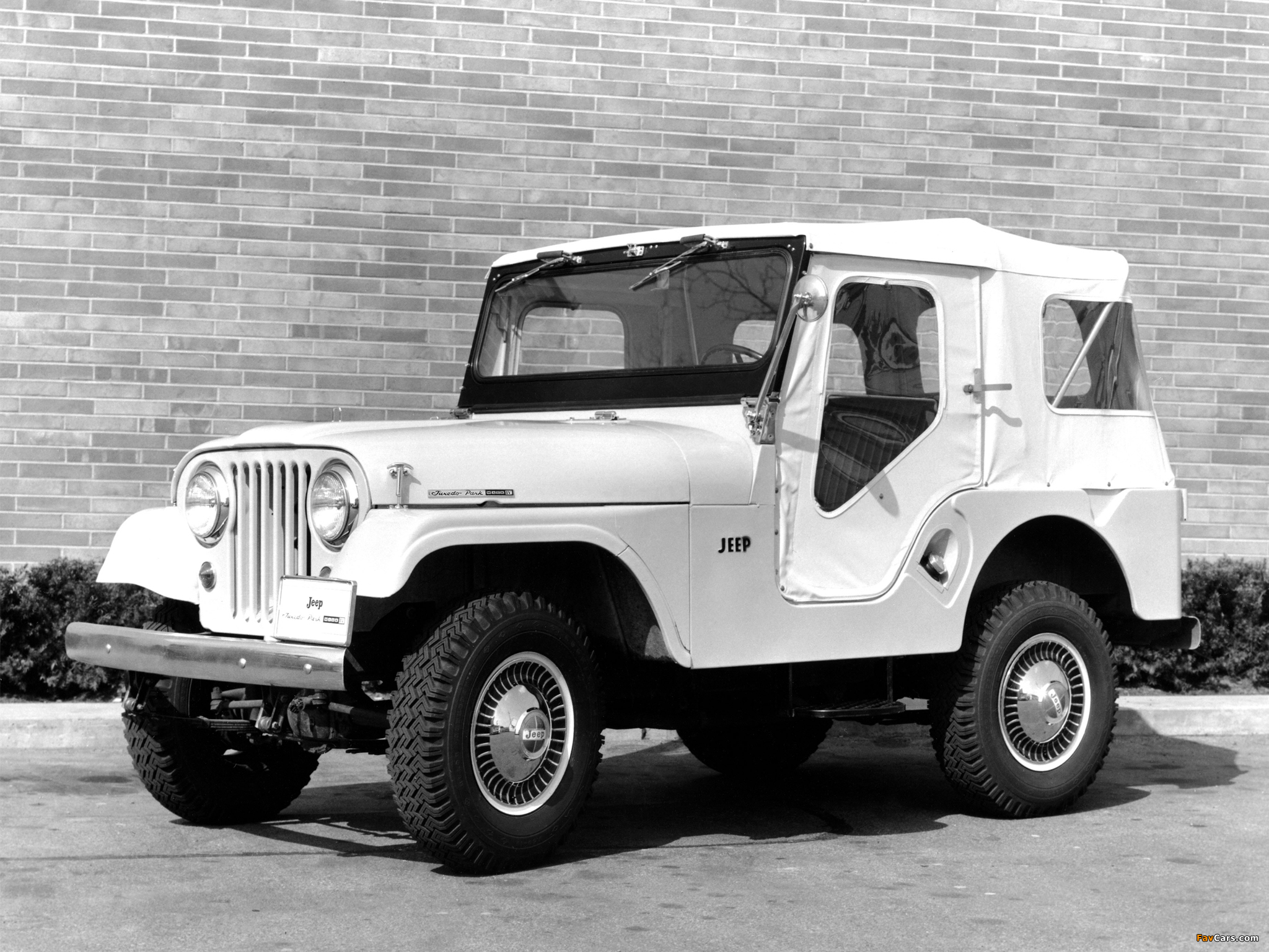 Jeep Tuxedo Park Mark IV 1966 photos (2048 x 1536)