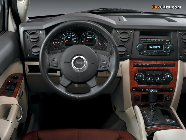 Jeep Commander Limited (XK) 2005–10 images (640 x 480)