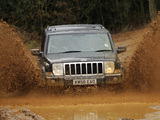 Pictures of Jeep Commander UK-spec (XK) 2005–10