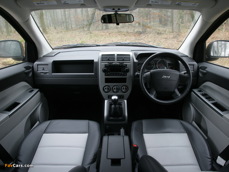 Jeep Compass UK-spec 2006–10 pictures (800 x 600)