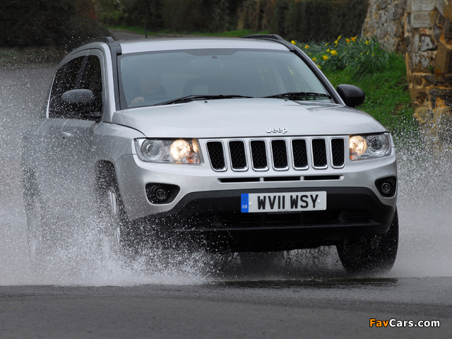 Jeep Compass UK-spec 2011 wallpapers (640 x 480)