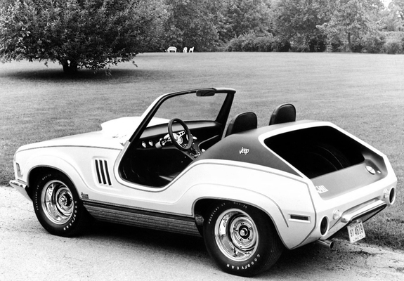 Images of Jeep XJ001 Concept Car 1969