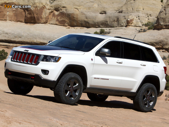 Images of Jeep Grand Cherokee Trailhawk Concept (WK2) 2012 (640 x 480)
