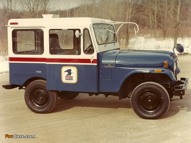 Jeep Dispatcher 100 (DJ5D) 1975–76 photos (640 x 480)
