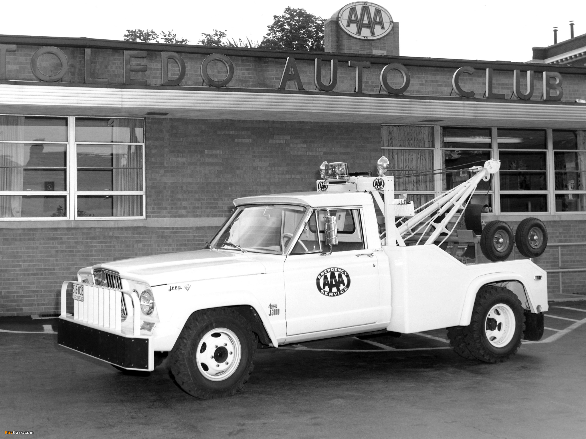 Images of Jeep Gladiator Tow Truck 1965 (2048 x 1536)