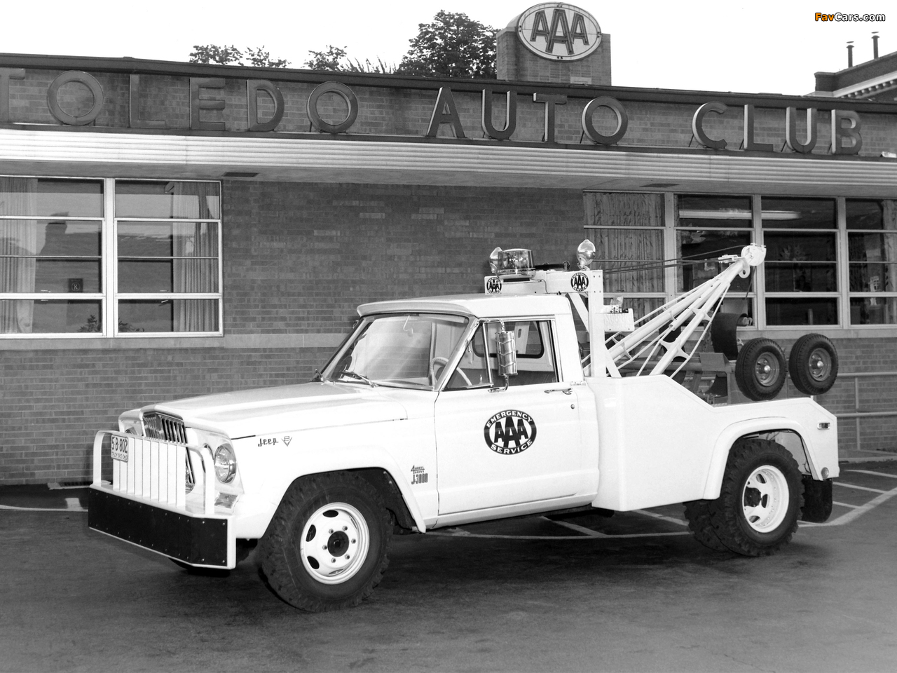 Images of Jeep Gladiator Tow Truck 1965 (1280 x 960)