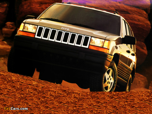 Images of Jeep Grand Cherokee Laredo (ZJ) 1993–96 (640 x 480)