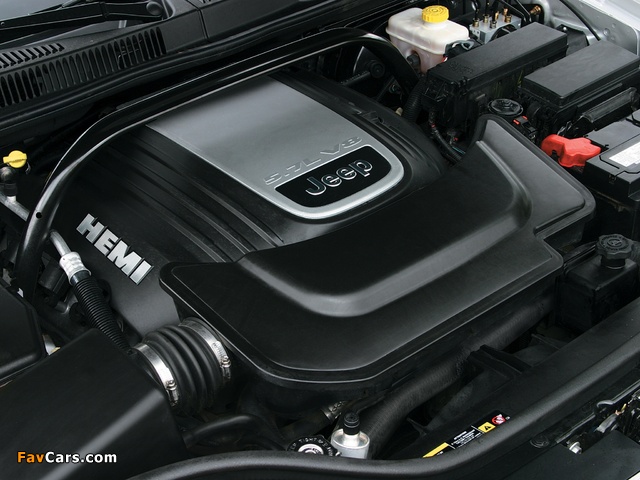 Images of Jeep Grand Cherokee 5.7 Limited (WK) 2005–10 (640 x 480)