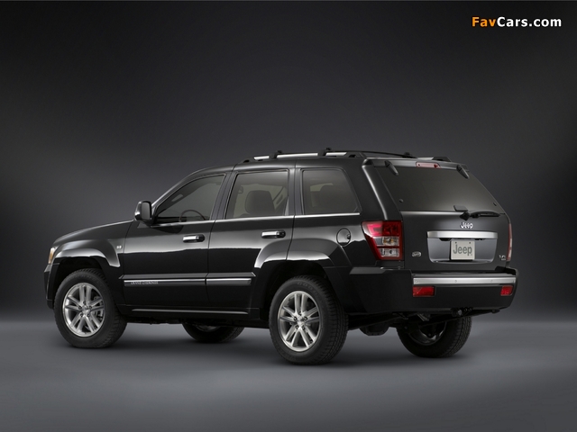 Images of Jeep Grand Cherokee 5.7 Overland (WK) 2008–10 (640 x 480)