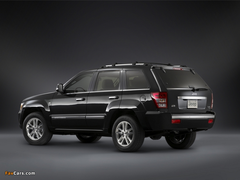 Images of Jeep Grand Cherokee 5.7 Overland (WK) 2008–10 (800 x 600)