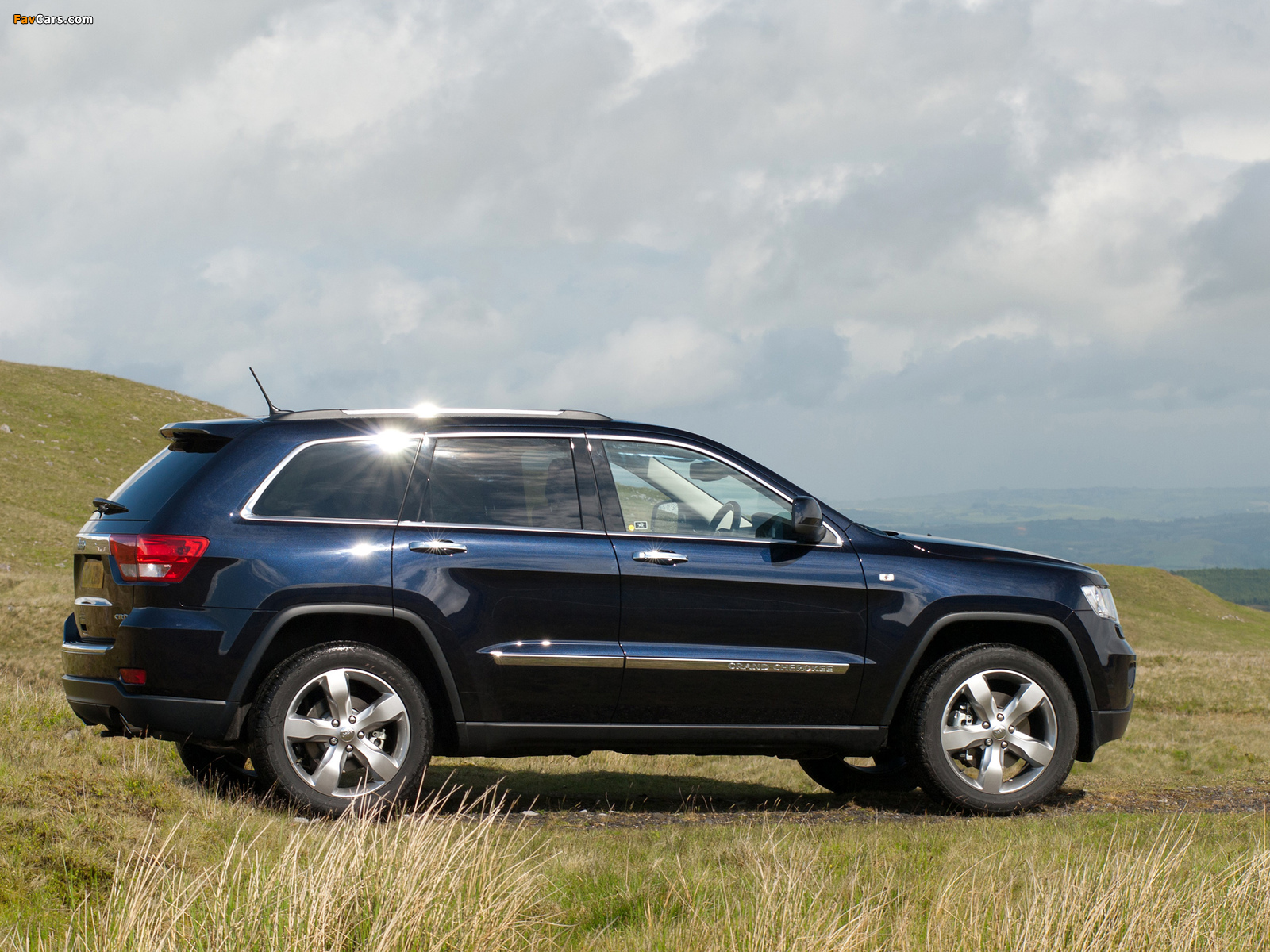 Images of Jeep Grand Cherokee UK-spec (WK2) 2011 (1600 x 1200)