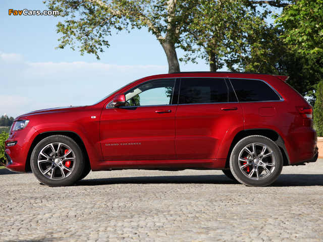 Images of Jeep Grand Cherokee SRT8 EU-spec (WK2) 2012–13 (640 x 480)