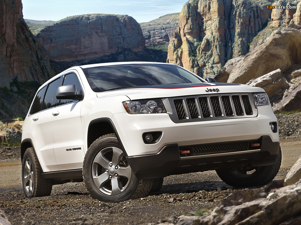 Images of Jeep Grand Cherokee Trailhawk (WK2) 2012 (1024 x 768)