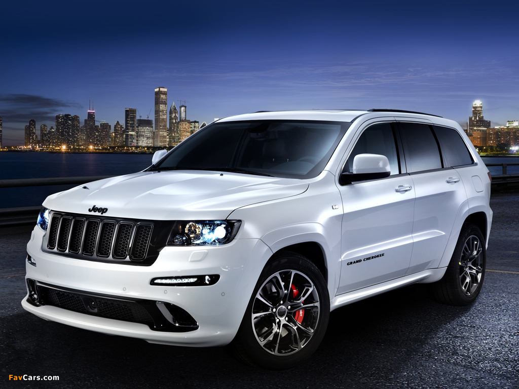 Images of Jeep Grand Cherokee SRT8 Limited Edition (WK2) 2012 (1024 x 768)