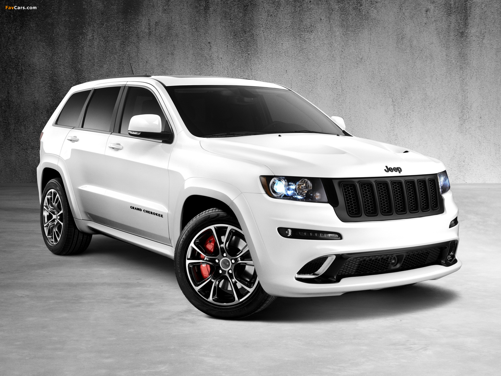 Images of Jeep Grand Cherokee SRT8 Alpine (WK2) 2012 (1600 x 1200)