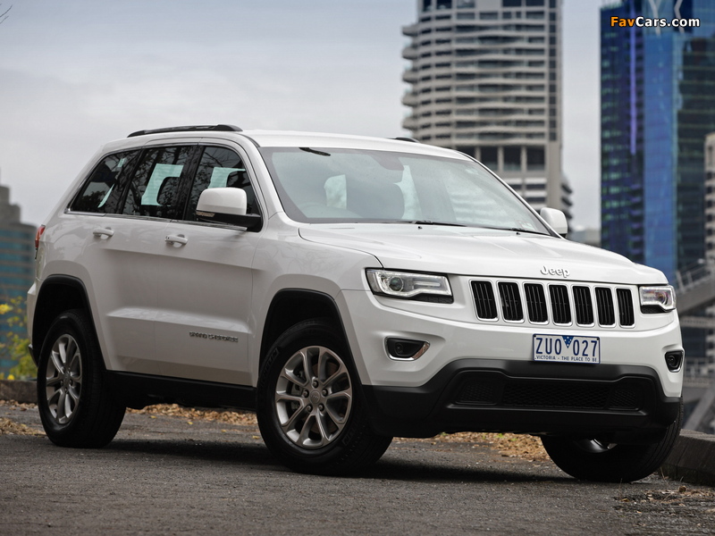 Images of Jeep Grand Cherokee Laredo AU-spec (WK2) 2013 (800 x 600)