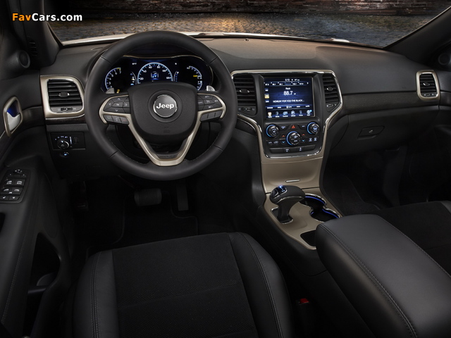 Images of Jeep Grand Cherokee Altitude (WK2) 2014 (640 x 480)