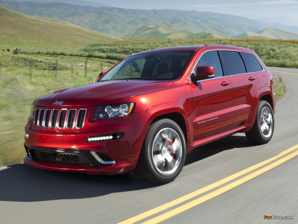 Images of Jeep Grand Cherokee SRT8 (WK2) 2011 (1024 x 768)