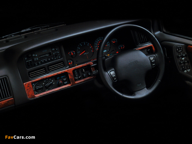 Jeep Grand Cherokee Limited JP-spec (ZJ) 1996–98 pictures (640 x 480)