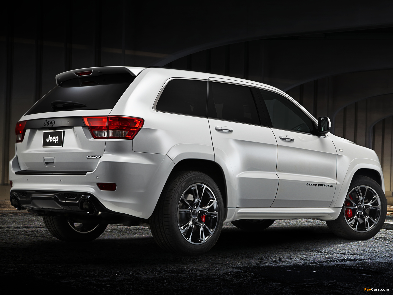 Jeep Grand Cherokee SRT8 Limited Edition (WK2) 2012 images (1600 x 1200)