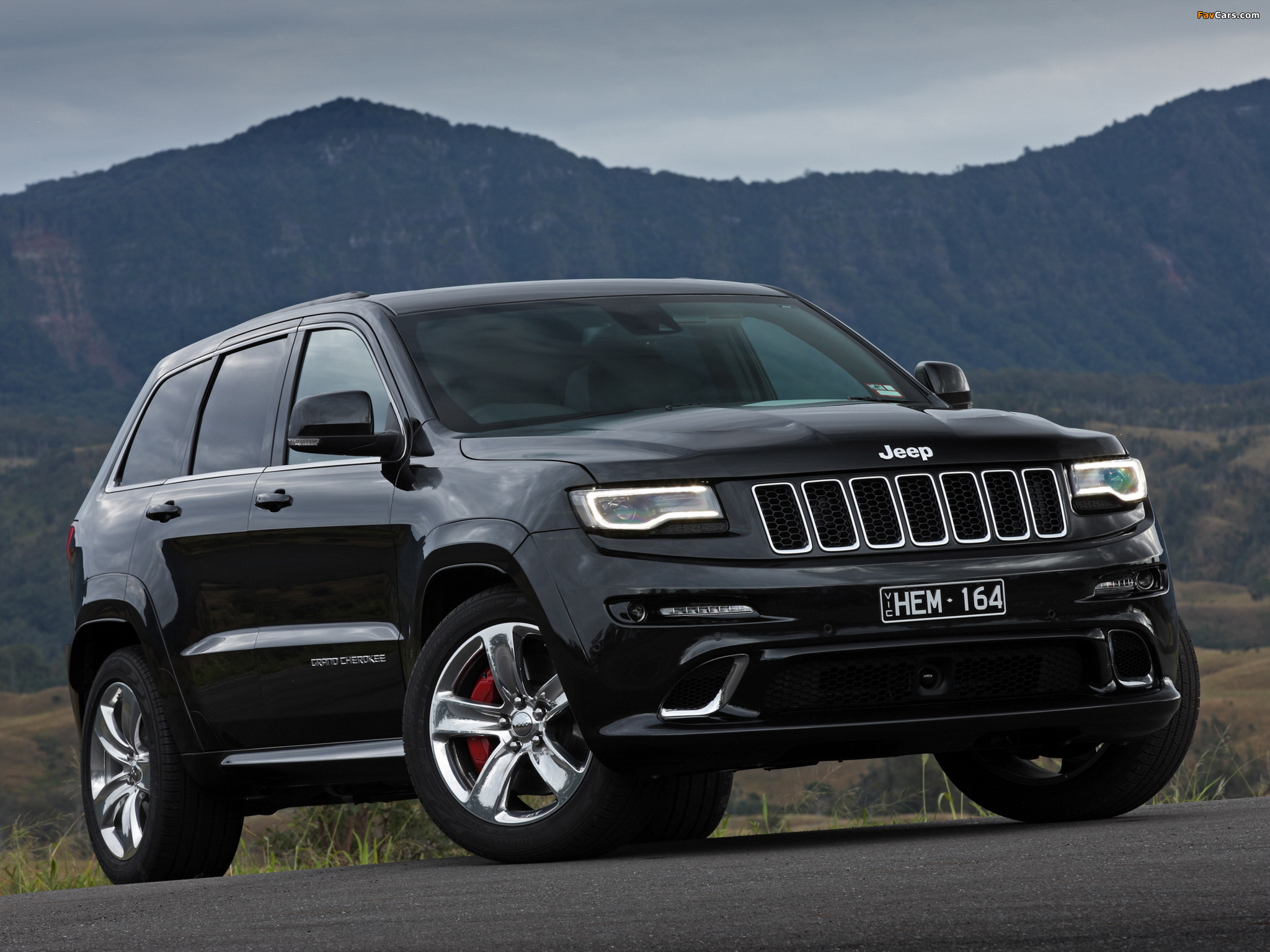 Jeep Grand Cherokee SRT AU-spec (WK2) 2013 images (2048 x 1536)