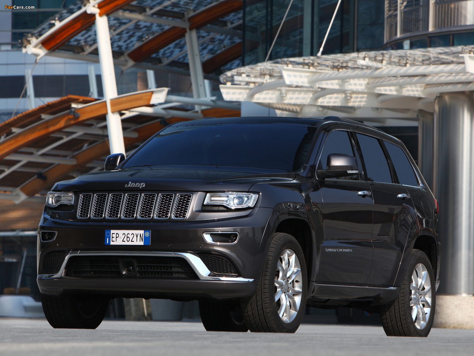 Jeep Grand Cherokee Summit EU-spec (WK2) 2013 photos (1600 x 1200)