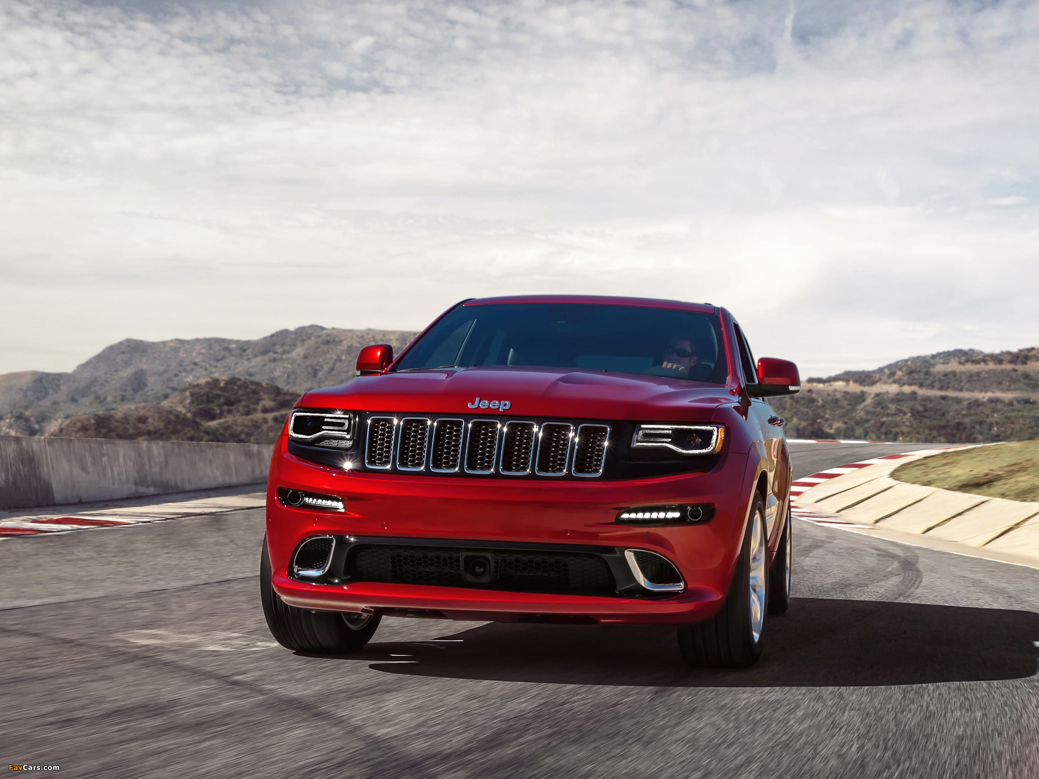 Jeep Grand Cherokee SRT (WK2) 2013 pictures (2048 x 1536)