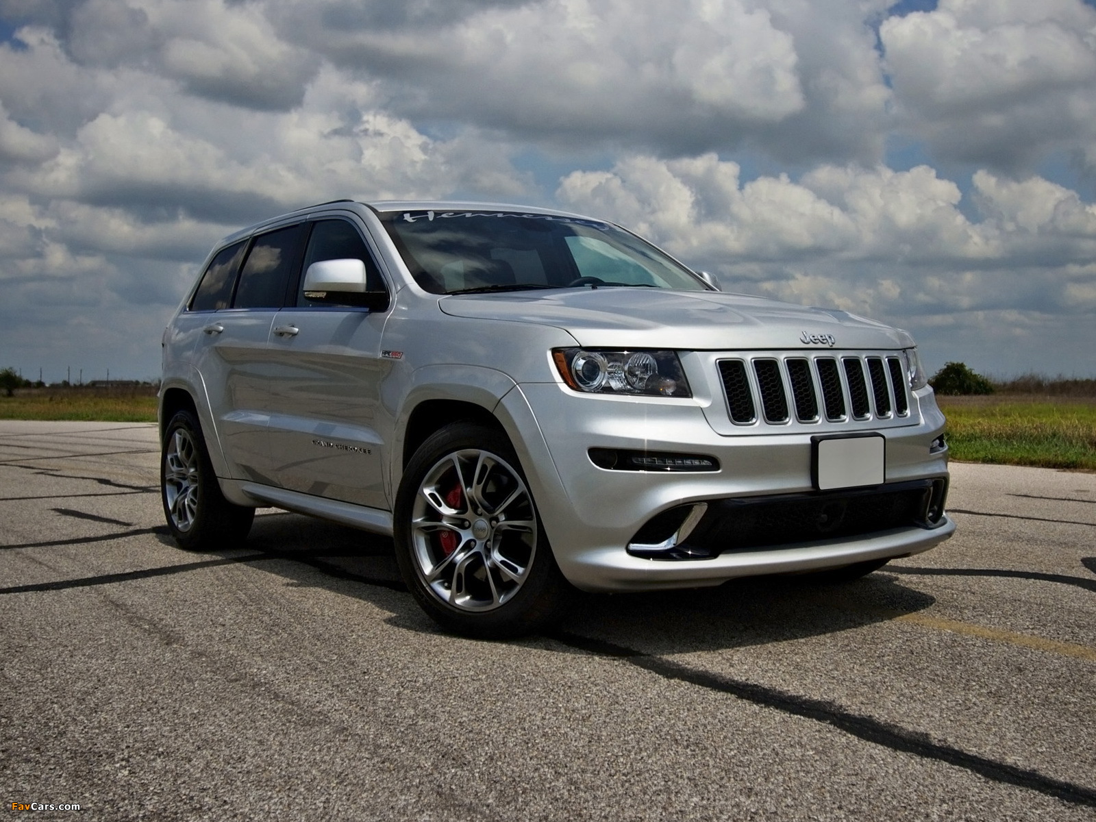 Hennessey Jeep Grand Cherokee SRT8 HPE650 (WK2) 2013 wallpapers (1600 x 1200)