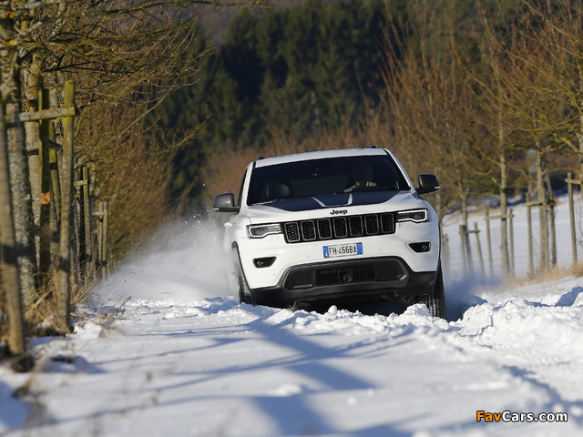 Jeep Grand Cherokee Trailhawk (WK2) 2016 pictures (640 x 480)