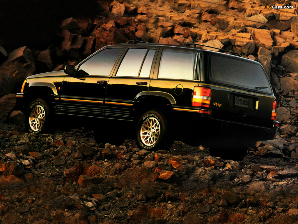 Jeep Grand Cherokee Limited (ZJ) 1993–96 images (1024 x 768)