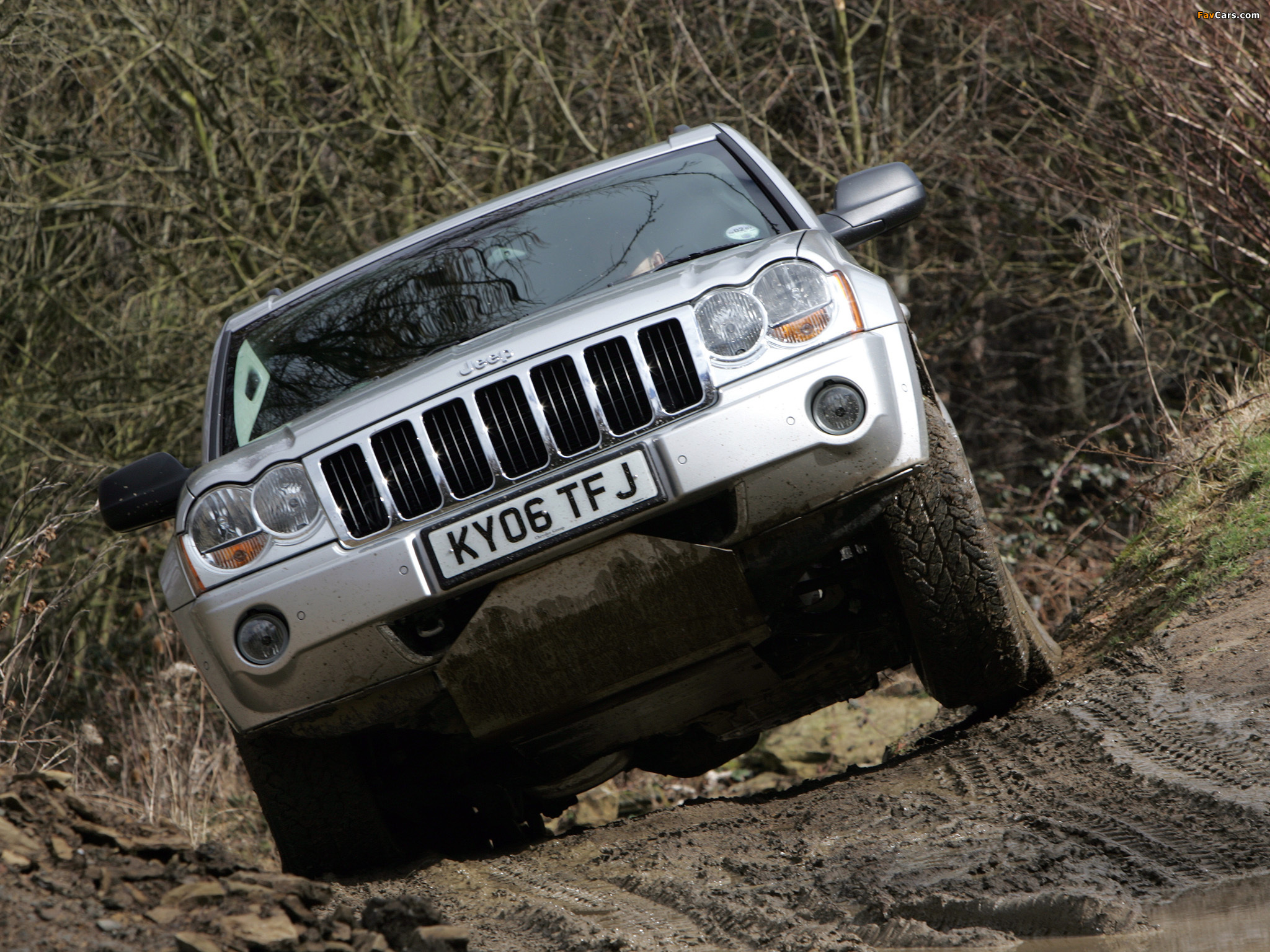 Photos of Jeep Grand Cherokee CRD Limited UK-spec (WK) 2005–07 (2048 x 1536)