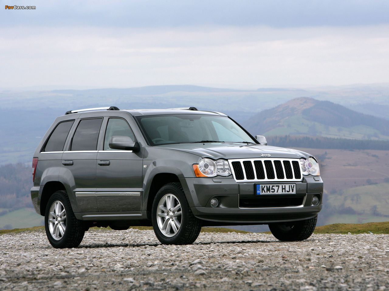 Photos of Jeep Grand Cherokee Overland UK-spec (WK) 2008–10 (1280 x 960)