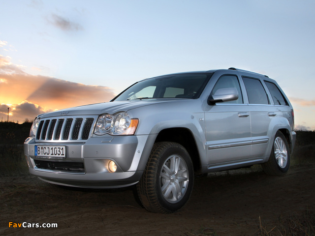 Photos of Jeep Grand Cherokee CRD Overland (WK) 2008–10 (640 x 480)