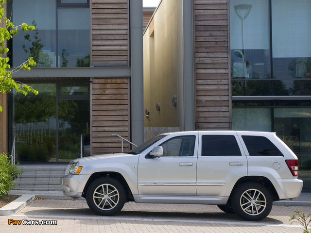 Photos of Jeep Grand Cherokee S-Limited UK-spec (WK) 2008–10 (640 x 480)