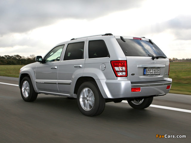 Photos of Jeep Grand Cherokee CRD Overland (WK) 2008–10 (640 x 480)